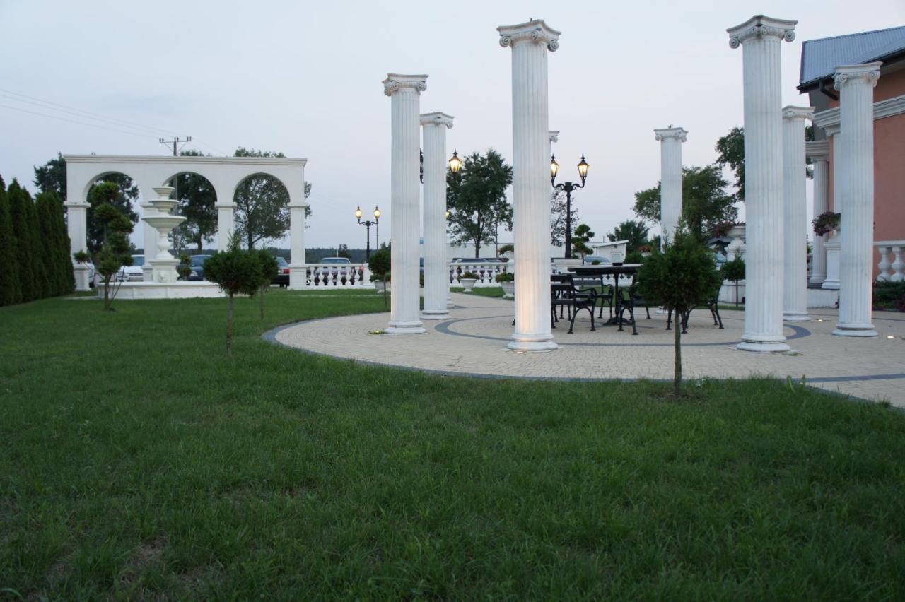 Villa Demetrios Kaluszyn  Екстериор снимка
